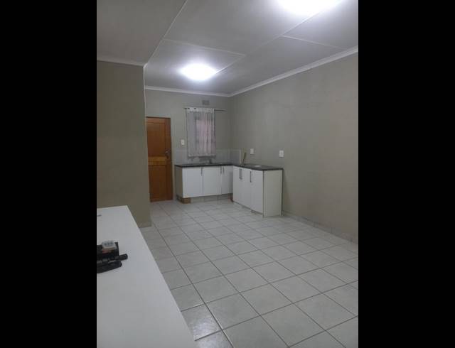 2 BEDROOM HOUSE FOR SALE IN QUEENSTOWN CENTRAL